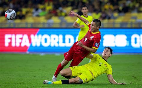 Harimau Malaya's Roaring Comeback: A Triumphant Victory Against Indonesia at the 2018 AFF Championship Finals